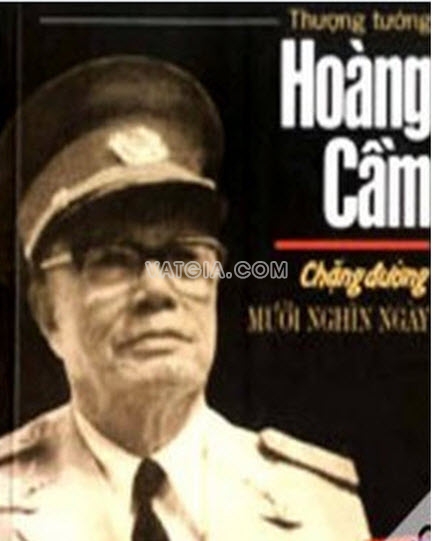 Chặng Đường Mười Nghìn Ngày - Hoàng Cầm