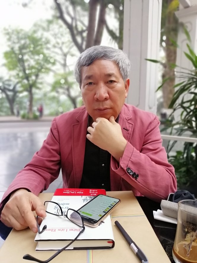 Diêm Liên Khoa: ánh sáng từ bóng tối & 7 tác phẩm tiêu biểu