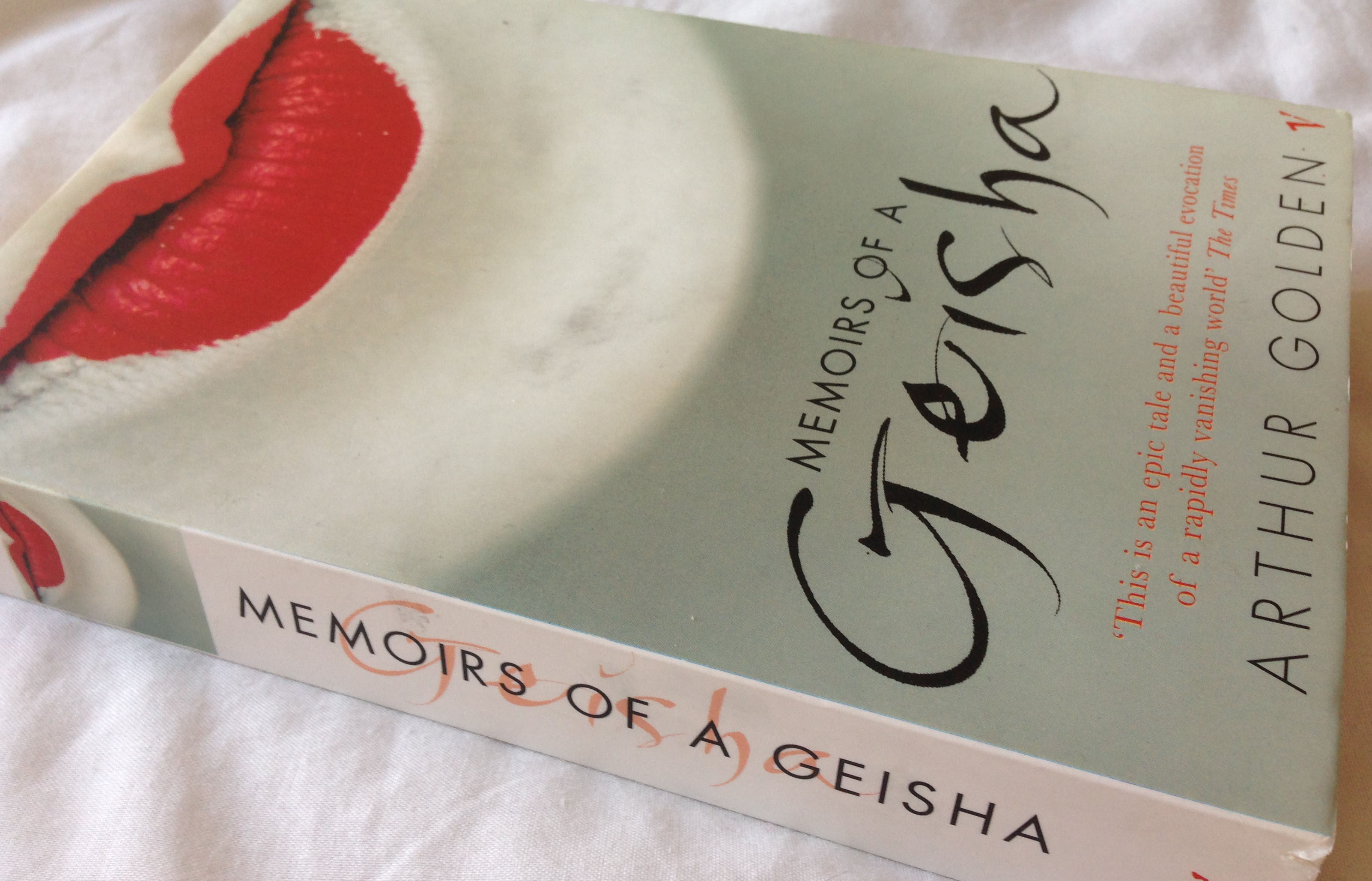 8 cuon sach noi ve so phan nguoi phu nu tung gay chan dong the gioi hinh anh 4 